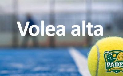 Volea Alta en Pádel: Domina los Cielos de la Pista